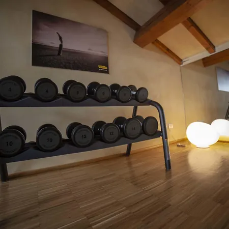 Rua Frati 48 In San Francesco Μόντενα