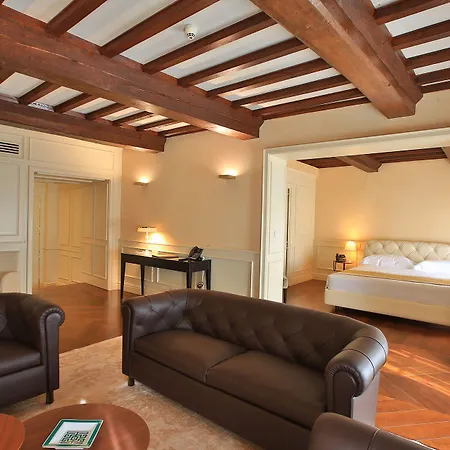 Rua Frati 48 In San Francesco 5* Modena