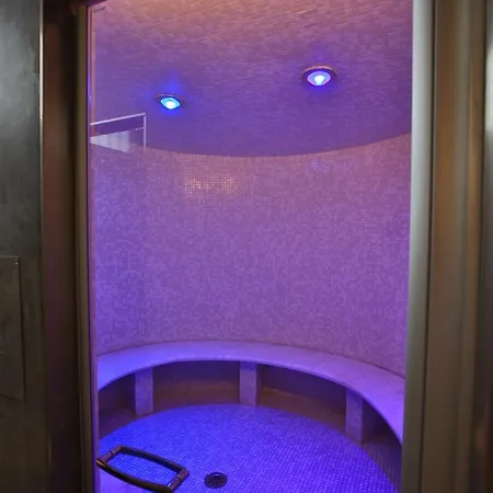 Hotel Rua Frati 48 In San Francesco 5*