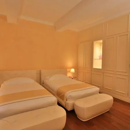 Rua Frati 48 In San Francesco 5* Modena