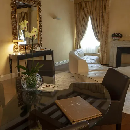 Rua Frati 48 In San Francesco Hotel 5*